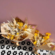 Load image into Gallery viewer, WARMBELL | Dried Flower Bouquet | Autumn Collection