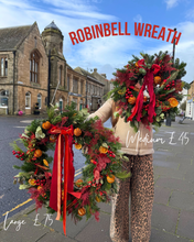 Load image into Gallery viewer, ‘ROBINBELL’ Fresh Wreath | 2025 WINTER COLLECTION | FRESH FLOWERS IN FIFE