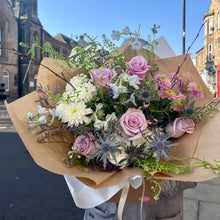 Load image into Gallery viewer, Bonnie Scotland | Fresh Flower Bouquet
