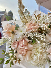 Load image into Gallery viewer, ANGELBELL | Festive Fresh Flower Bouquet 2025