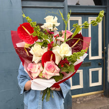 Load image into Gallery viewer, Luxury Custom Bouquet| Fresh Flower Bouquet