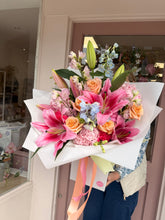 Load image into Gallery viewer, Luxury Custom Bouquet| Fresh Flower Bouquet
