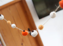 Load image into Gallery viewer, Pumpkin Garland 180cm | Autumn Home Decor