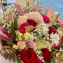 Load image into Gallery viewer, Golden Arrow| Fresh Flowers in FIfe | Valentine’s Day 2025
