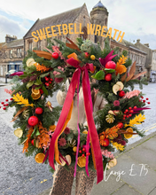 Load image into Gallery viewer, ‘SWEETBELL’ Fresh Wreath | 2025 WINTER COLLECTION | FRESH FLOWERS IN FIFE
