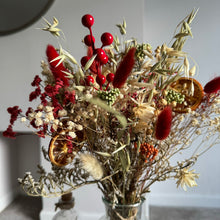 Load image into Gallery viewer, COSYBELL | DRIED FLOWER BOUQUET | WINTER COLLECTION
