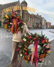 Load image into Gallery viewer, ‘SWEETBELL’ Fresh Wreath | 2025 WINTER COLLECTION | FRESH FLOWERS IN FIFE
