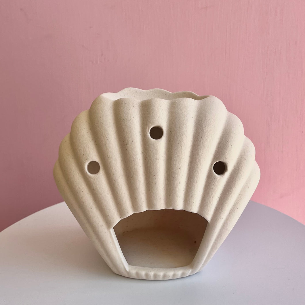 ‘Oh Shell’ Ceramic Wax Melt Burner | seaside collection | home decor
