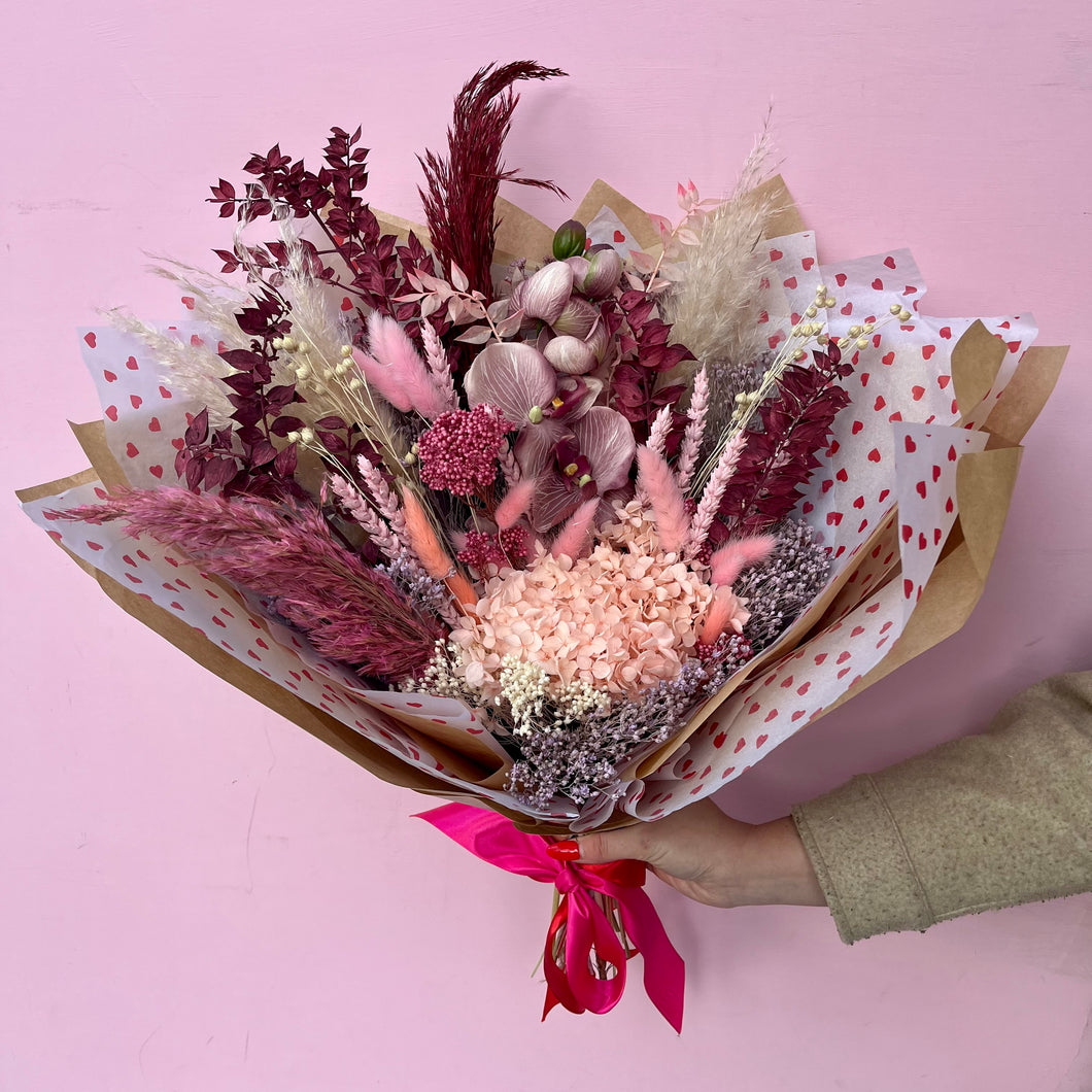 KISSBELL | Valentines Dried Flower Bouquet