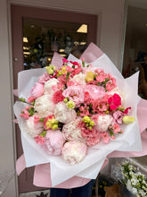 Load image into Gallery viewer, Sweet Pinks | Fresh Flower Bouquet
