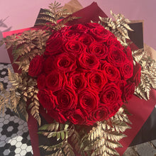 Load image into Gallery viewer, 50 Kisses | Fresh Flowers in Fife | Valentine’s Day 2025
