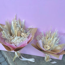 Load image into Gallery viewer, LULUBELL | Dried Flower Bouquet
